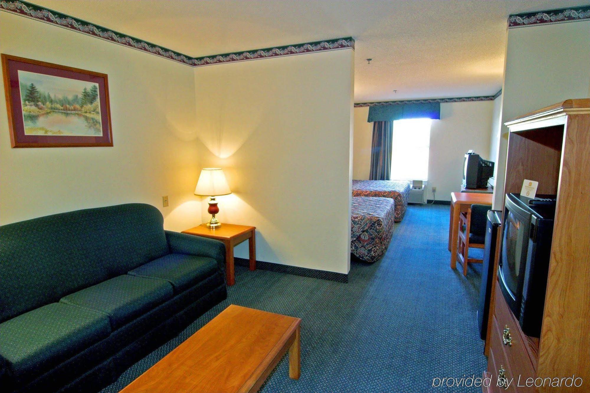 Baymont By Wyndham Adairsville Room photo