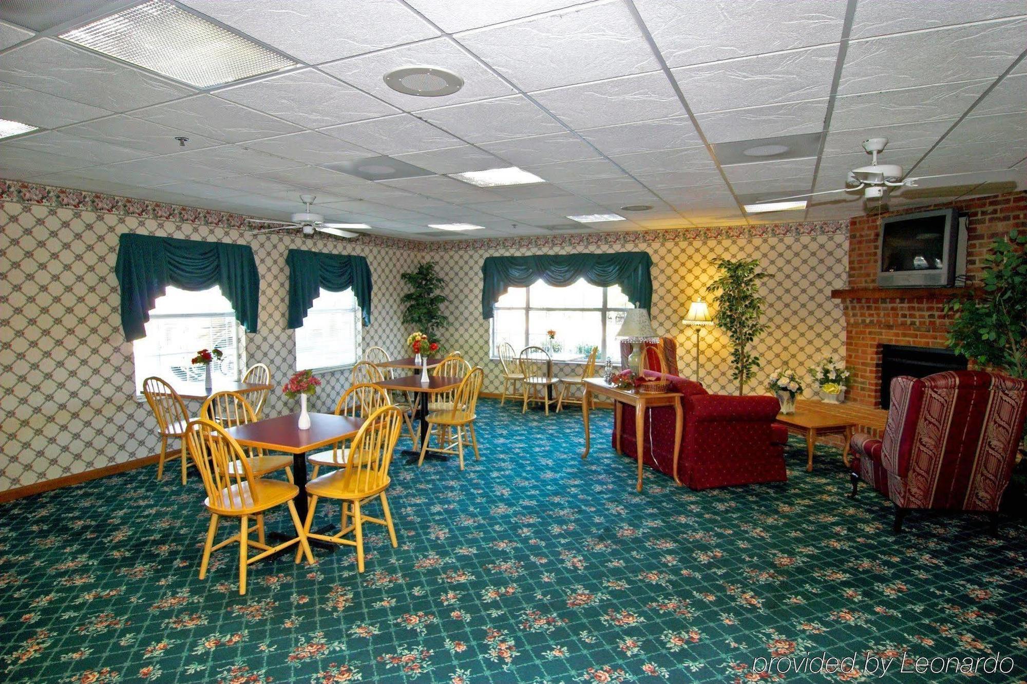 Baymont By Wyndham Adairsville Restaurant photo